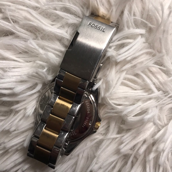 Gold Fossil Watch! - Picture 3 of 5